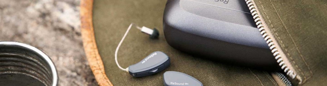 How long does the battery of a rechargeable hearing aid last?