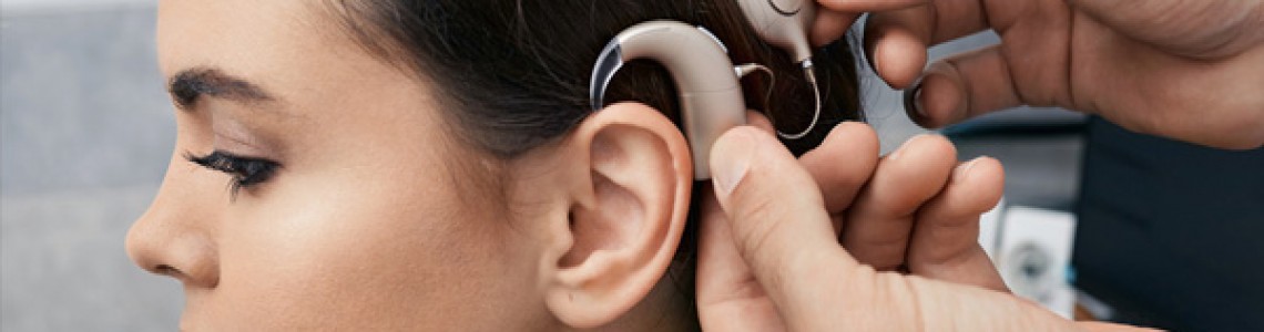 ¿Qué diferencia hay entre un Implante Coclear y un audífono?