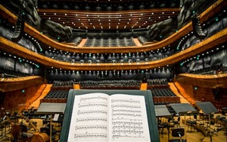 La bobina inductiva o bucle magnètic per anar al cinema o al teatre